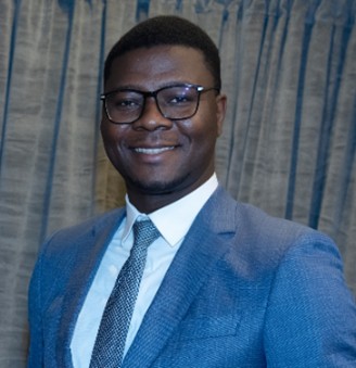 Dr. Sampson L. Abu, glaucoma consultant and medical optometrist